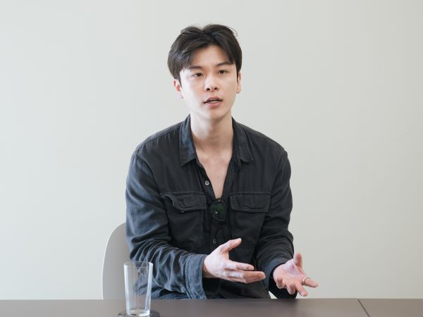 아이즈매거진_박진표 대표.jpg